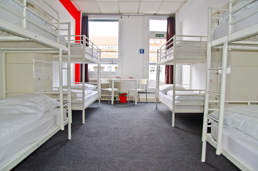Albergue Check In