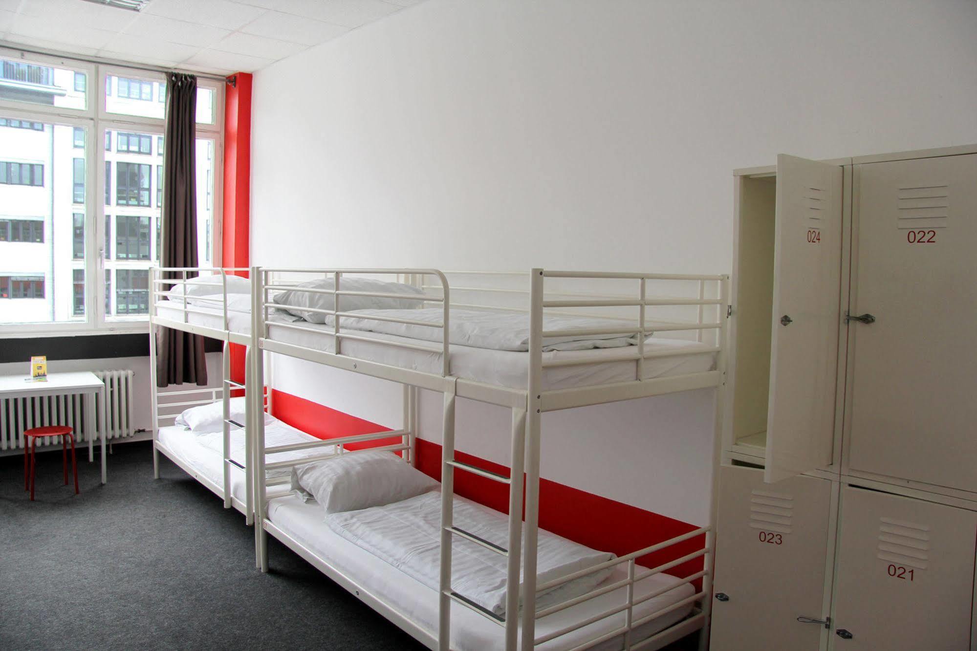 Check In Albergue Berlim
